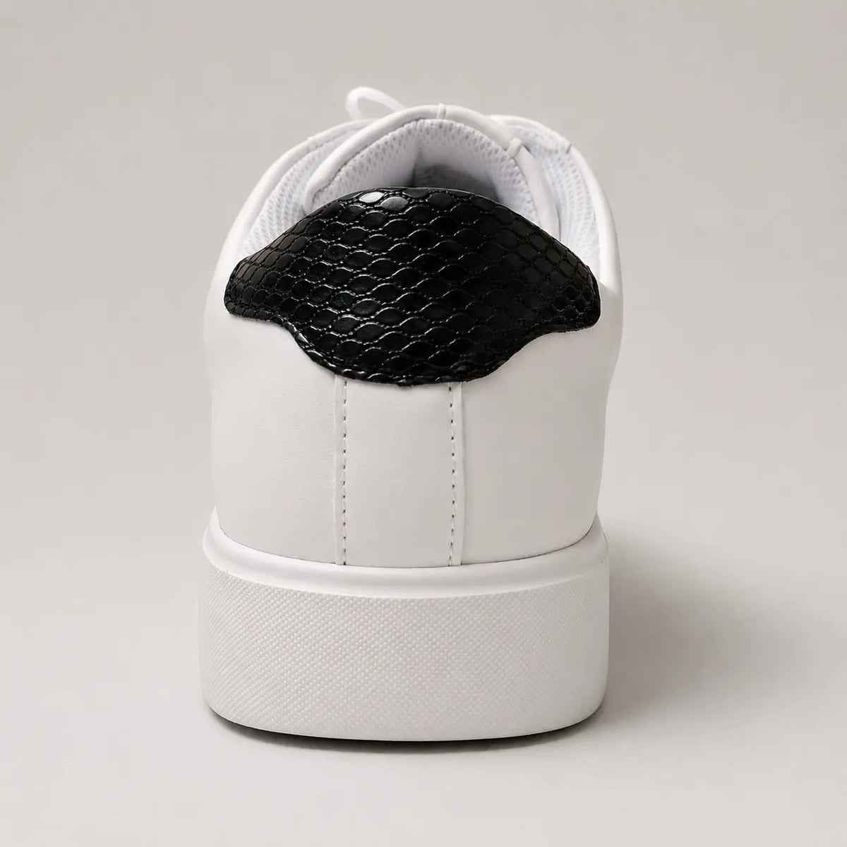 INC International Concepts Men’s Malid White Sneakers — vista 3 del producto